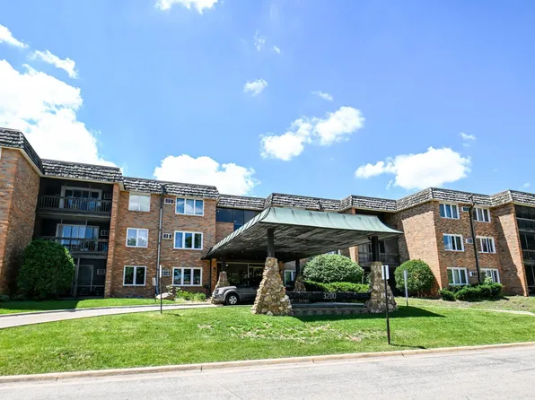 3200 Virginia Ave S APT 304, Saint Louis Park, MN 55426