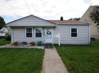 2 Walnut St, North Brunswick, NJ 08902