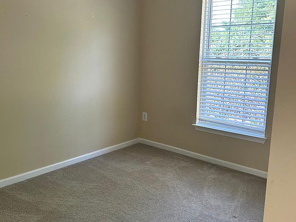 4th image of 8718 Belleau Ct
