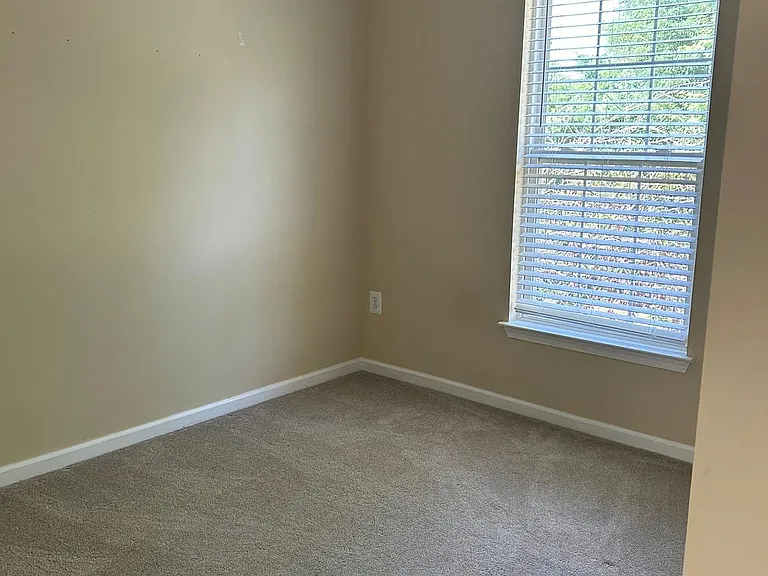 8718 Belleau Ct — Photo 4