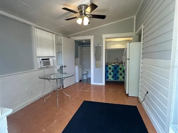 310 Spring Ct, Clearwater, FL