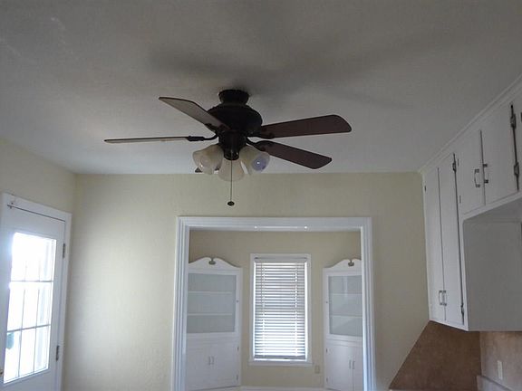 5th image of 2520 Inglewood Dr