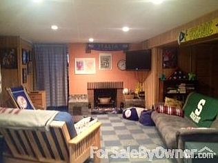 5th image of 811 W Kaye Ave