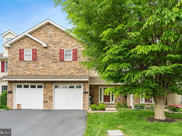 205 Bentley Dr, Trappe, PA 19426