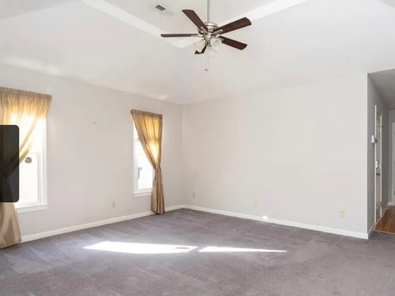4768 Shenandoah Dr — Photo 6