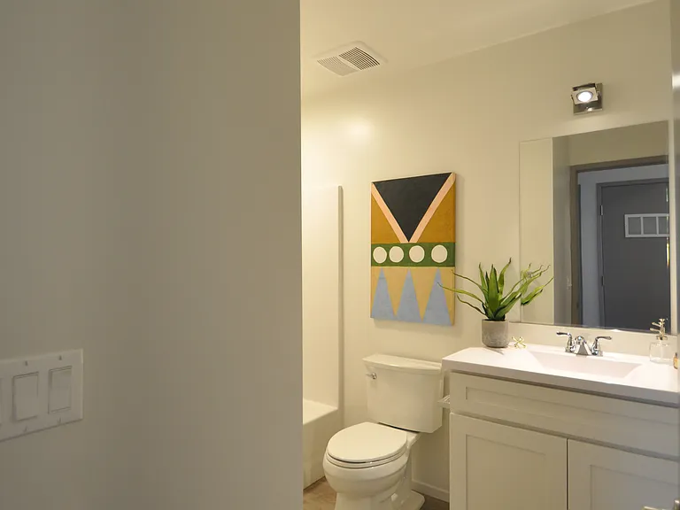 5720 Klump Ave #3 — Photo 14
