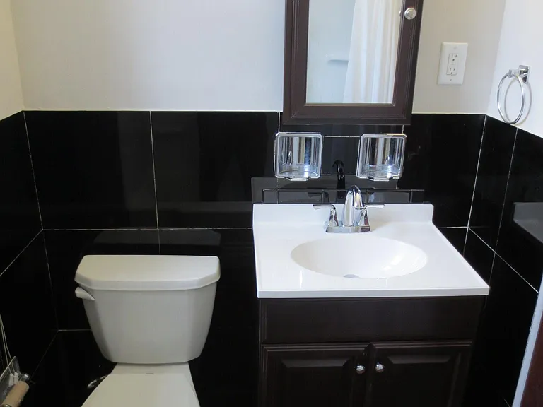 5712 Phillips Ave #B8 — Photo 18