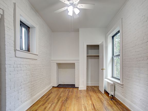 5th image of 304 W 30th St APT 19