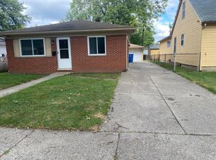 25612 Pennie St, Dearborn Heights, MI 48125