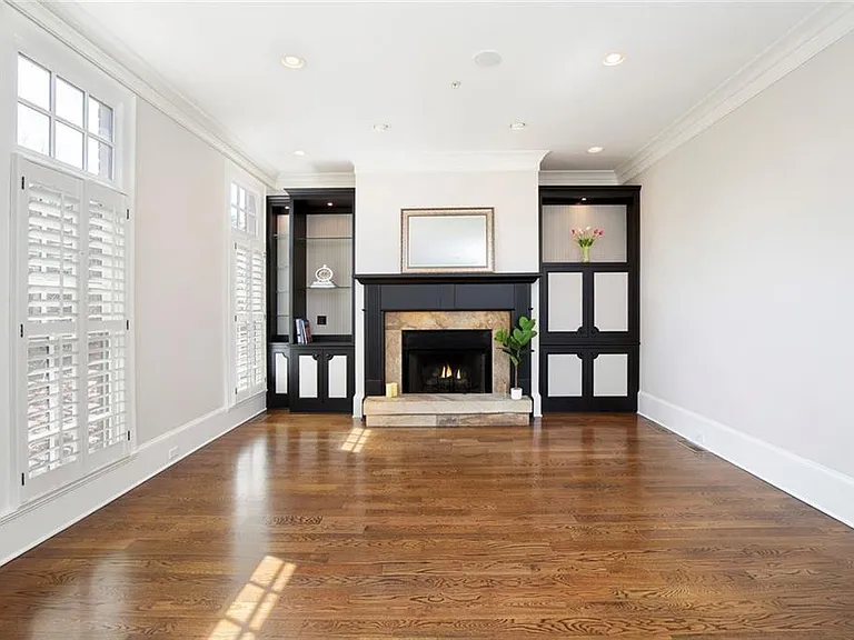 100 Founders Mill Ct — Photo 37