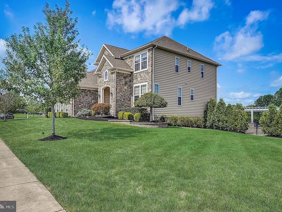 1423 Gabriel Ln, Warwick, PA 18974 Zillow