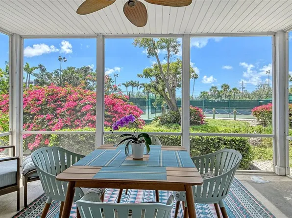 1226 Siesta Bayside Dr #1226-C, Sarasota, FL 34242