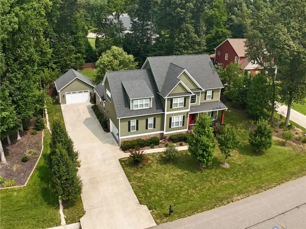 9031 Deerlake Dr, New Kent, VA 23124