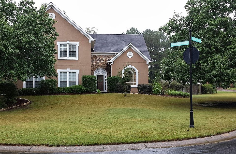 1st image of 2415 Westport Cir SW
