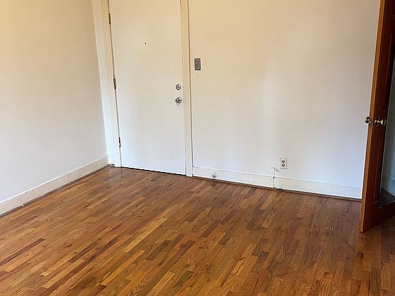 2nd image of 3217 Larissa Dr APT 202