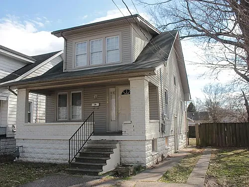 546 Denmark St Photo 1