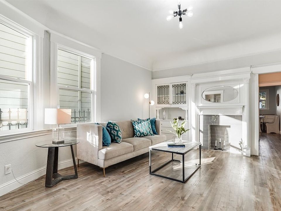 Living room - afternoon light