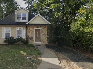 219 Grand Ave, Palisades Park, NJ 07650