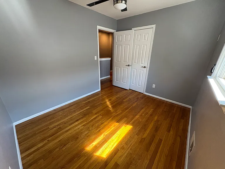 327 Chesterton Ave — Photo 13