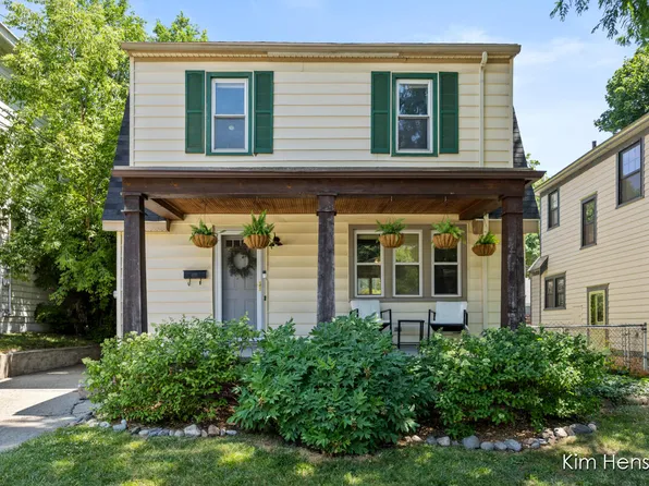 44 Auburn Ave NE, Grand Rapids, MI 49503