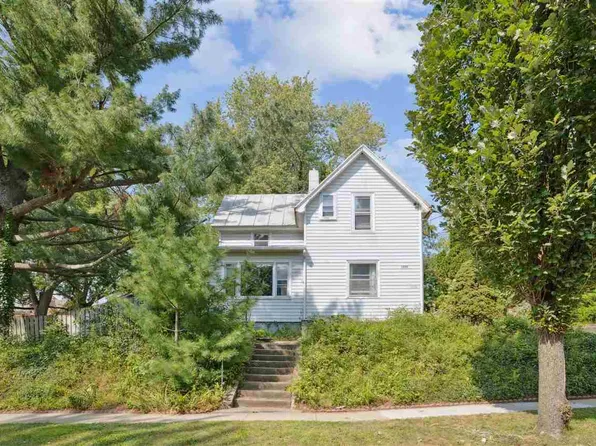 1226 E Davenport St, Iowa City, IA 52245