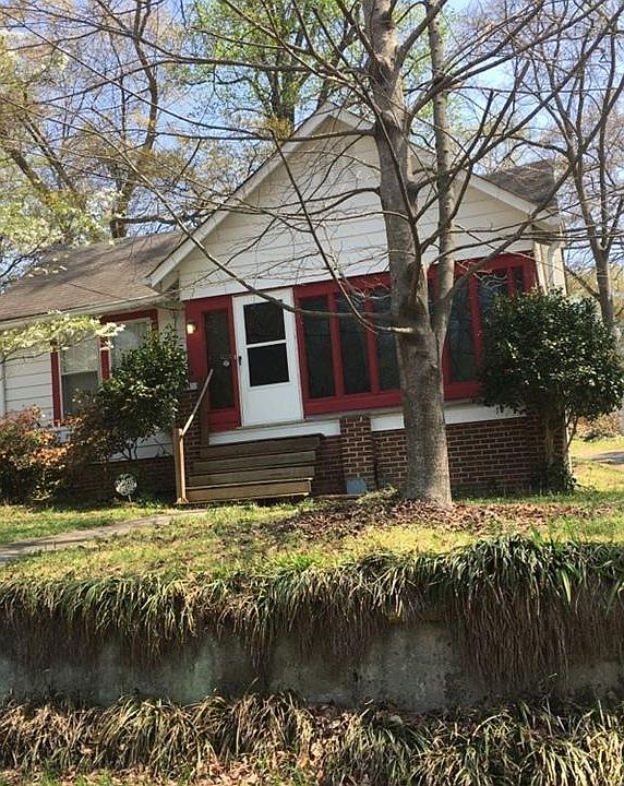 2nd image of 778 Gresham Ave