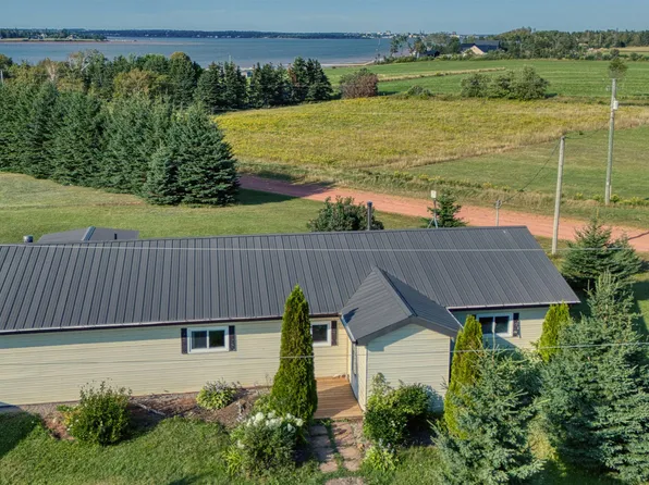 4 Maple Dr, Hillsboro Parish, PE C0A 1H2