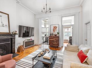 271 W 11th St, New York, NY 10014