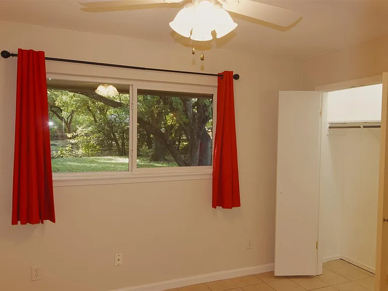 5308 Peppertree Pkwy — Photo 15