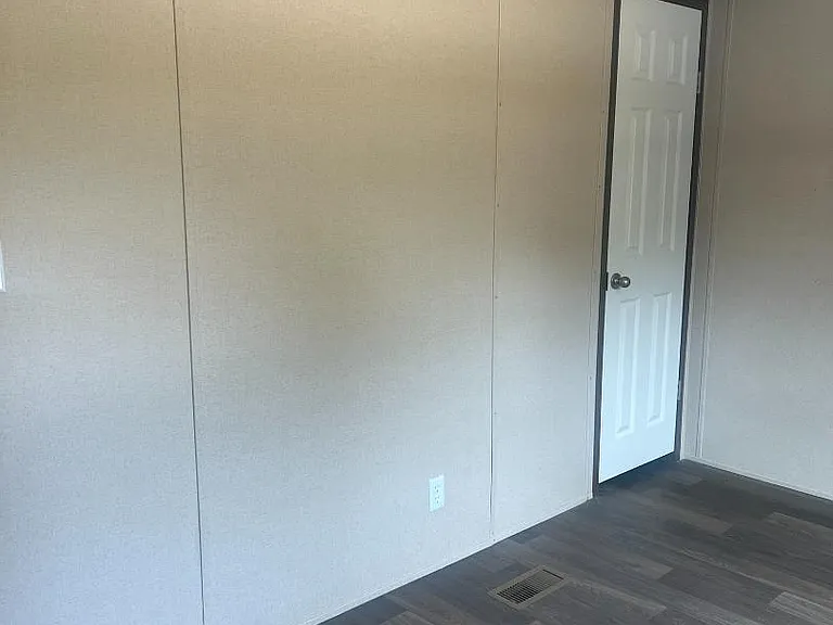 Unit Photo