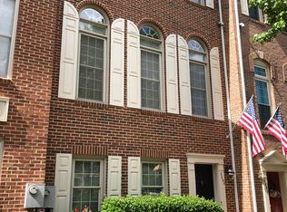 2406 Garnett Dr, Alexandria, VA 22311