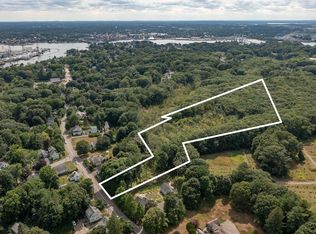 73 Rogers Rd, Kittery, ME 03904