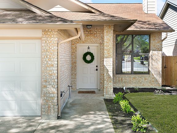 3rd image of 7543 Corian Park Dr
