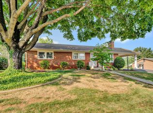 5929 Village Ln, Roanoke, VA 24019