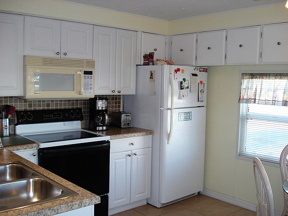 3rd image of 9790 66th St N Lot 350