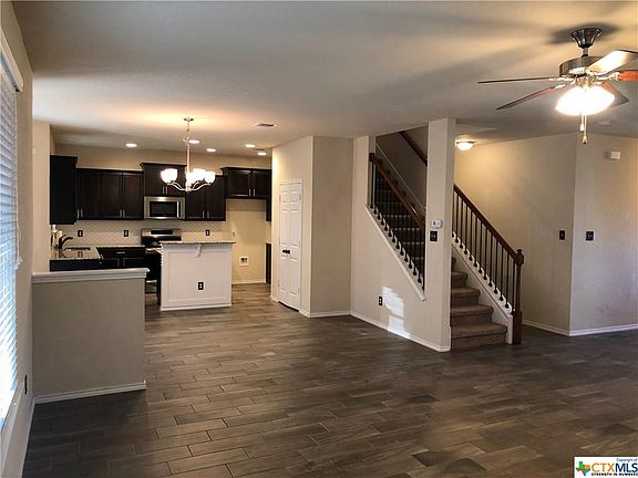 3rd image of 1107 Garden Green Dr