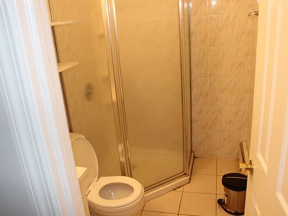 Bathroom/Shower