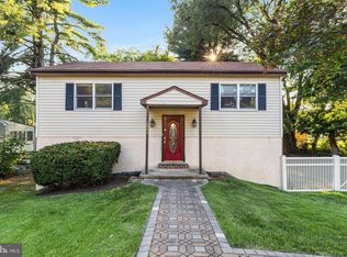 2344 Wiltshire Dr, Upper Chichester, PA 19061