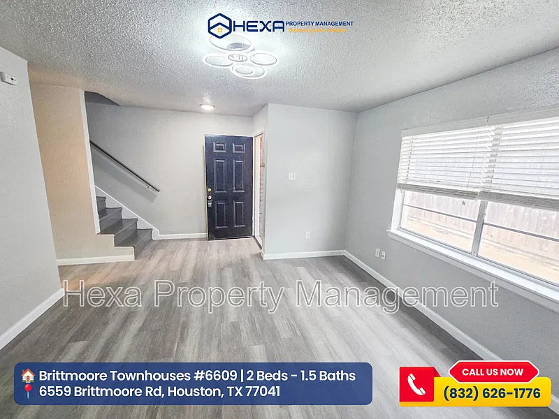 Brittmoore Townhouses — Photo 4