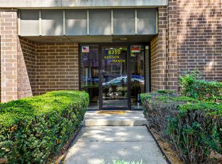 8350 W Addison St APT 205, Chicago, IL 60634
