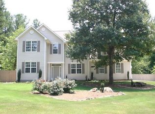 159 N Strathmore Dr, Sharpsburg, GA 30277