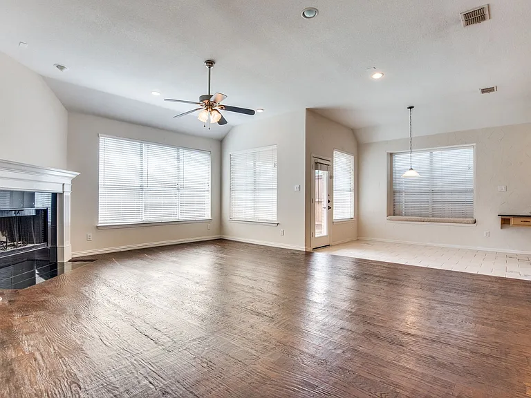 516 Cromwell Ct — Photo 7