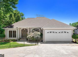 166 Knox Cir, Lavonia, GA 30553