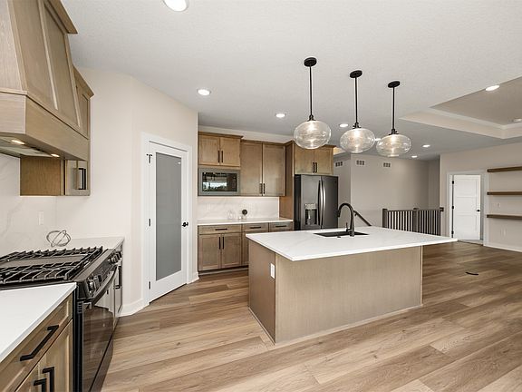 3rd image of 17215 Northview Dr