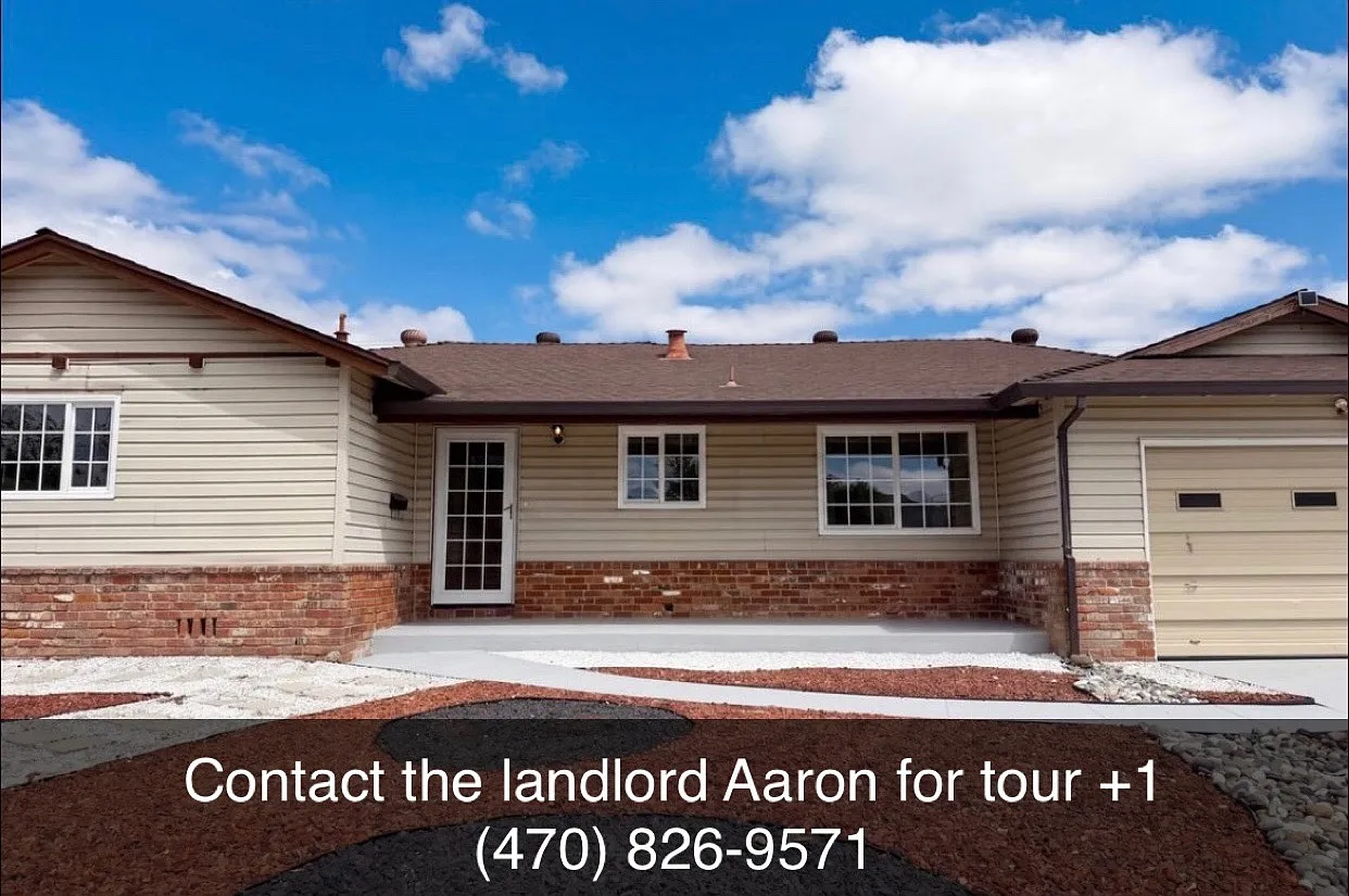 3 bed, $2,667 — Photo 1