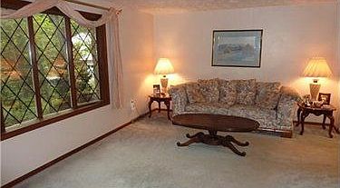 5th image of 107 Green Forest Dr