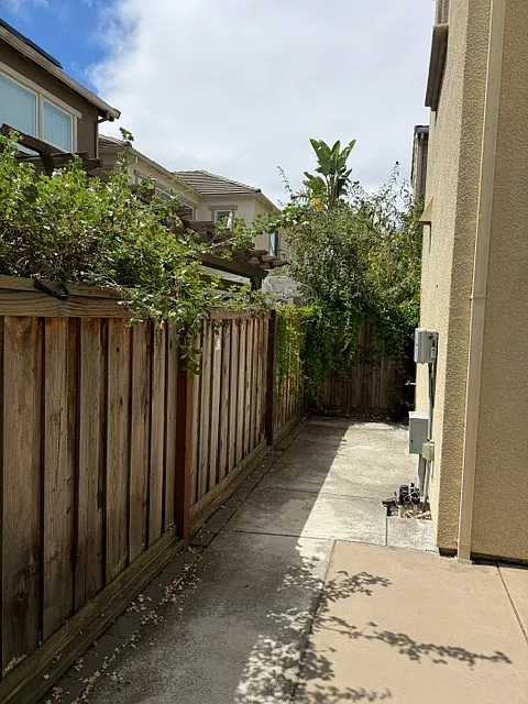3 bed, 2.5 bath, 1546 sqft, $3,500 — Photo 2