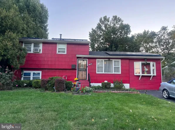 236 Independence Blvd, Lawnside, NJ 08045