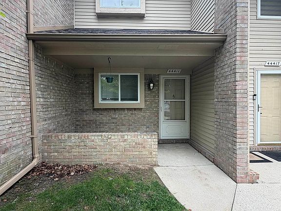 2nd image of 44411 Sunnyside Dr