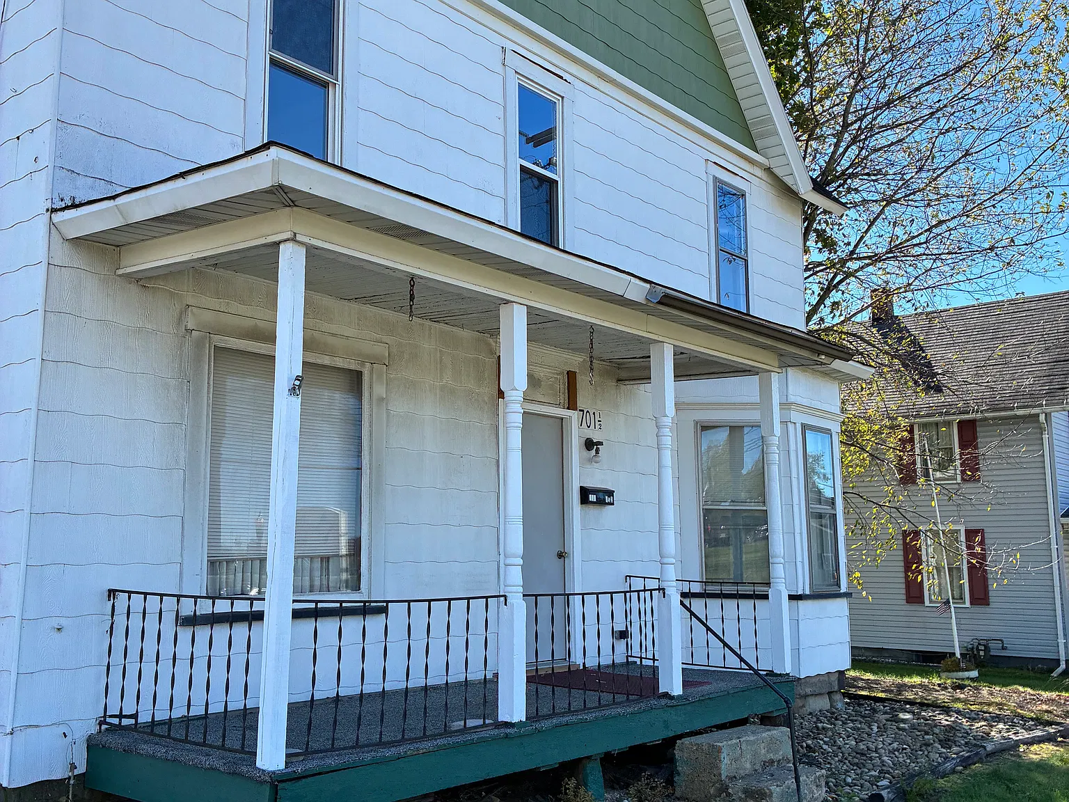 2 bed, $750 — Photo 1